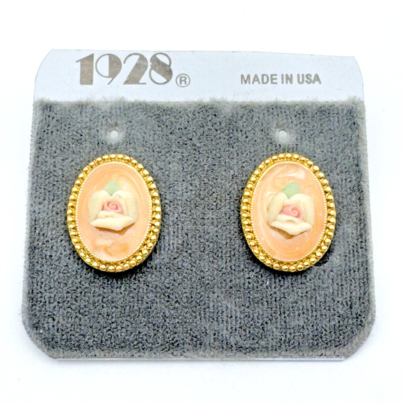 Vintage 1928 Brand Earrings Rose Pierced Peach Enamel .75" New On Card - Picture 1 of 4